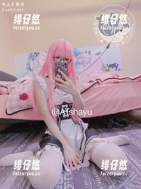 白色泳衣资源分享，AT鲨的自信连水都要羞愧！