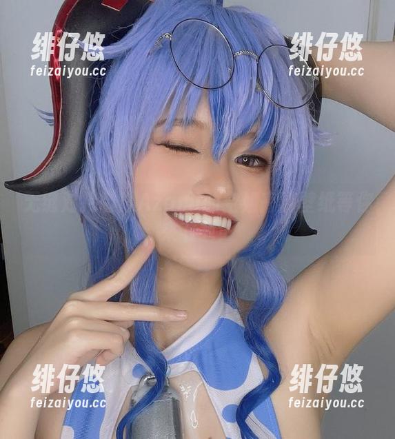 无缝对接啦！Azami的空姐高清壁纸等你来下载！