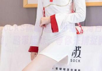 BoBoSocks袜啵啵 – 小甜豆薄白丝的最新图册，略带暧昧，等你来捕捉微妙。