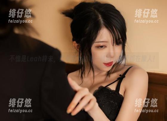 不愧是Leah梓未，堕落修女的每一帧图片资源都在撩人！