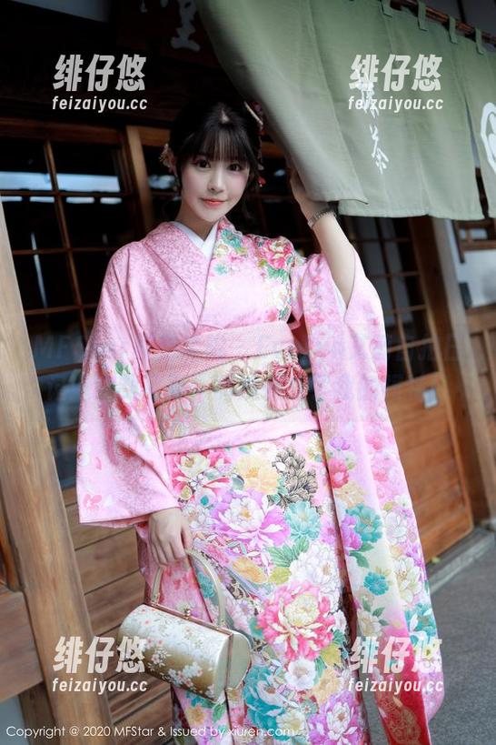 MFStar模范学院 - Evelyn艾莉自拍日记：定制写真，而妹妹成了我的模特！