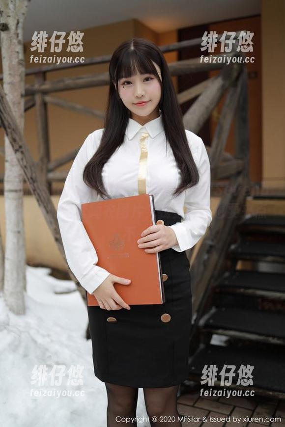 MFStar模范学院 - 根据柳侑绮Sevenbaby的全套睡衣图片，我觉得我也要来点不一样