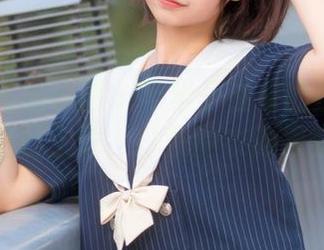 MTYH喵糖映画 – 半半子在家的那点事：私拍作品已上线，打乱的衣服很有个性哦