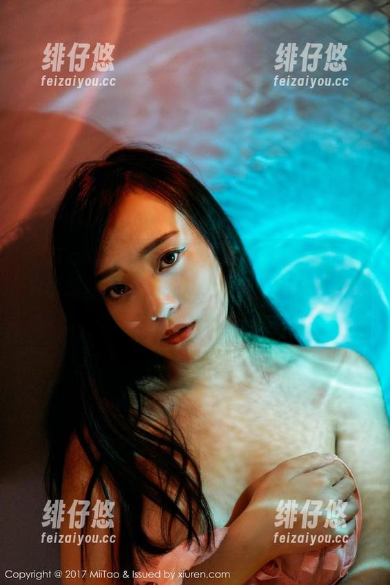 MiiTao蜜桃社-赵灵儿Linger MiiTao蜜桃社 - 赵灵儿Linger教你:不只学习,还能拍出好看的教室写真!跟原图走,嘻嘻。
