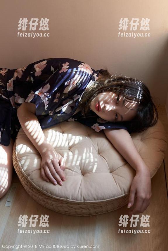 MiiTao蜜桃社-静香Mandy MiiTao蜜桃社 - 静香Mandy的最新写真,关于秘密,我们应该先从冰箱开始调查!