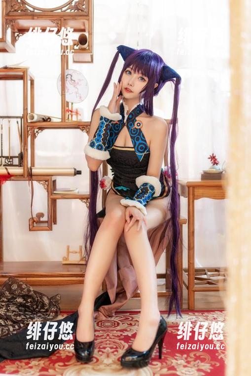 Momoko葵葵与柴郡水着，合集里一款比一款惹人爱，海浪都开始流口水了！