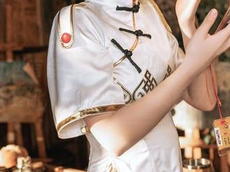 Quan冉有点饿全套空姐图集，别说我没提醒你，这可是美食+美图双拼！