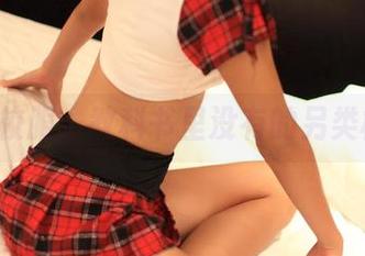 ROSI校服：教科书里没有的另类校园风