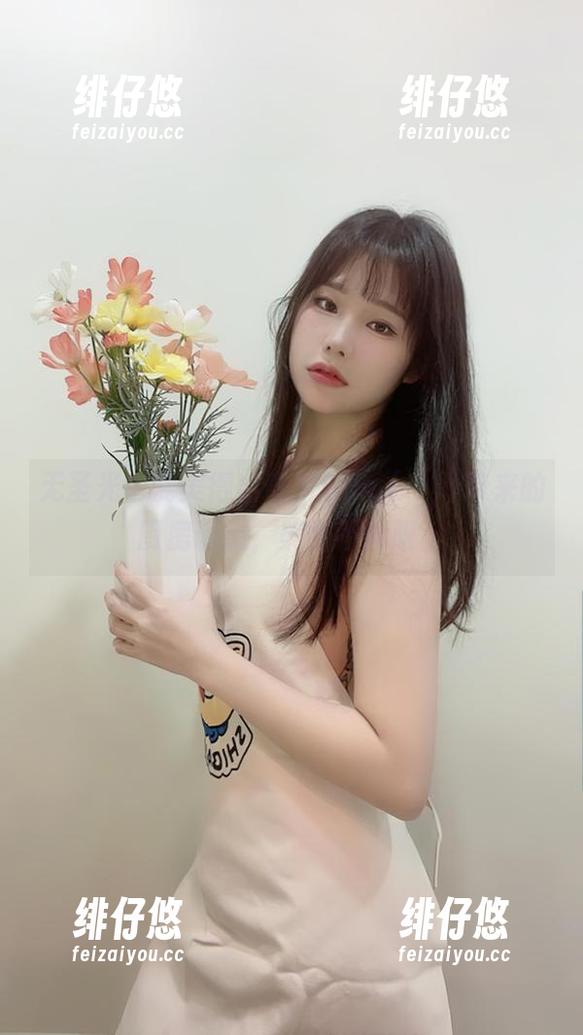 无圣光也能美得出奇，Sira(시라)带来的厨房诱惑，美图不设限。