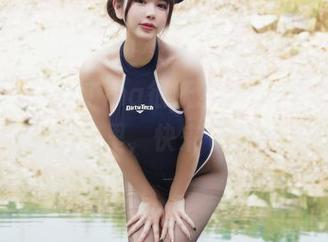 别再推测了，Tina很妖孽呀的浴缸套图就在这里，快来下载！