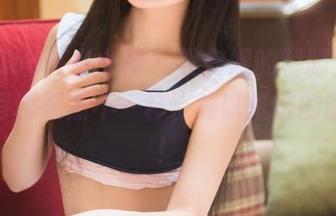 TouTiao头条女神 – 樊安妮的制服少女，免费写真果然不一样，难以抵抗的诱惑啊！