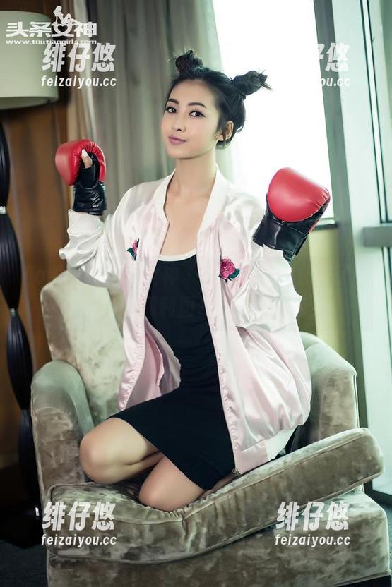 TouTiao头条女神 - 亲爱的，女仆来了，罗蔓蒂的福利图片让人想打卡！