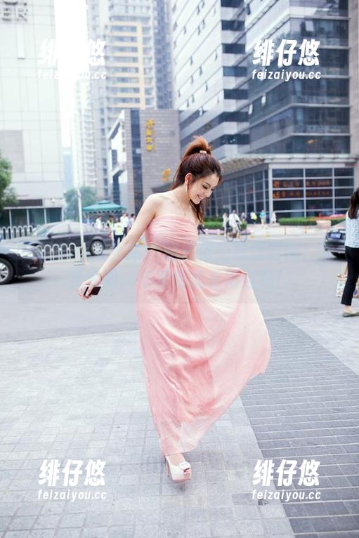 TuiGirl推女郎 - 赵惟依的制服时刻：免费套图，宅家也能看得过瘾！
