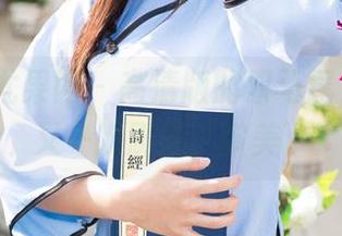 UGirls尤果网 – 高清版的双马尾，张馥棋又一次刷新了审美。