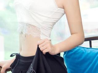 UGirls尤果网 – 杜花花：旗袍与美图同框，照片里的每个细节都值得一看