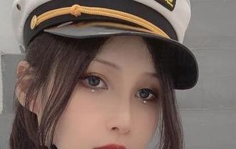 女警写真：Vams子视角里的执法与美貌交织，才发现原来抓人也能抓眼球！