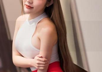 XIAOYU语画界 – 办公室里的小热巴，全套美图太犯规了吧？