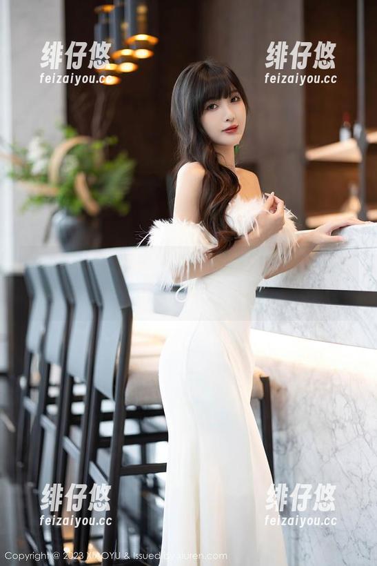 XIAOYU语画界 - 看金纯一如何用婚纱写真集，教我们‘乖乖’的另一种定义
