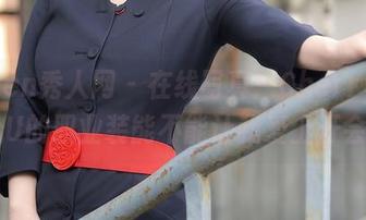 Xiuren秀人网 – 在线写真：CherryBlessU的职业装能不能让我爱上开会？