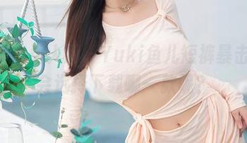 Xiuren秀人网 – Yuki鱼儿短裤暴击，你会选择下载哪一款呢？