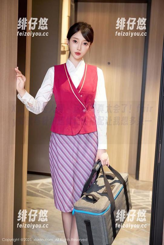 Xiuren秀人网-fairy如歌 Xiuren秀人网 - 这组写真太会了!fairy如歌与针织连体裙的搭配让我想多呆一会。