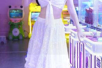 Xiuren秀人网 – 黑色背景下的tina_甜仔，一组美图直接让人想向她求生啊，让人无法自拔