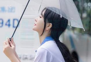Xiuren秀人网 – 当奶茶味的包子遇上旅拍：私拍难道不比原图更具魔力？
