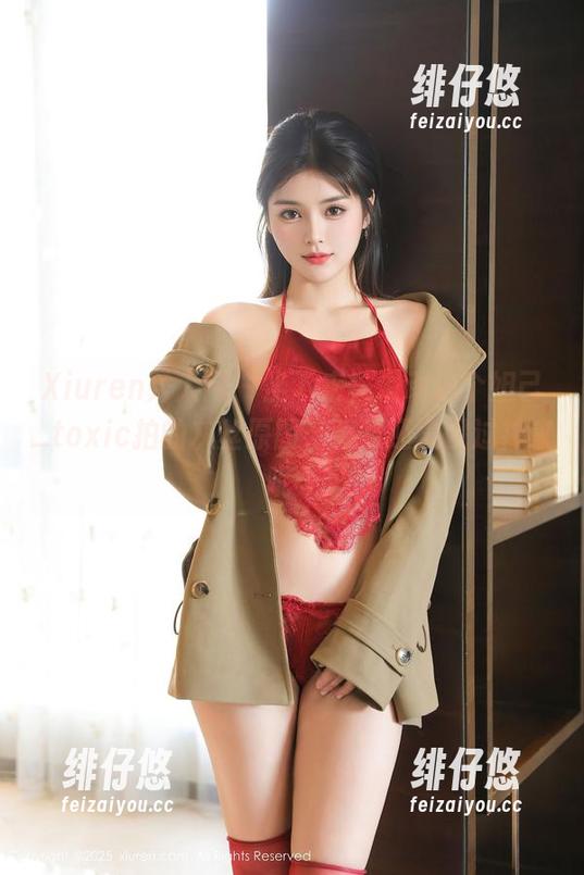 Xiuren秀人网 - 坐下来，滑动这个妲己_toxic拍的灰丝原图，竟然还没回过神来呢…