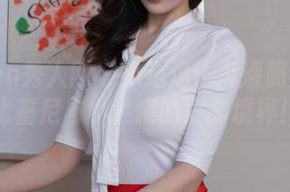 Xiuren秀人网 – 小逗逗：高清照片中的比基尼与小迷糊的至高境界！