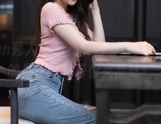 Xiuren秀人网 – 熟女也有春天，尤妮丝的最新图包等你来品味！