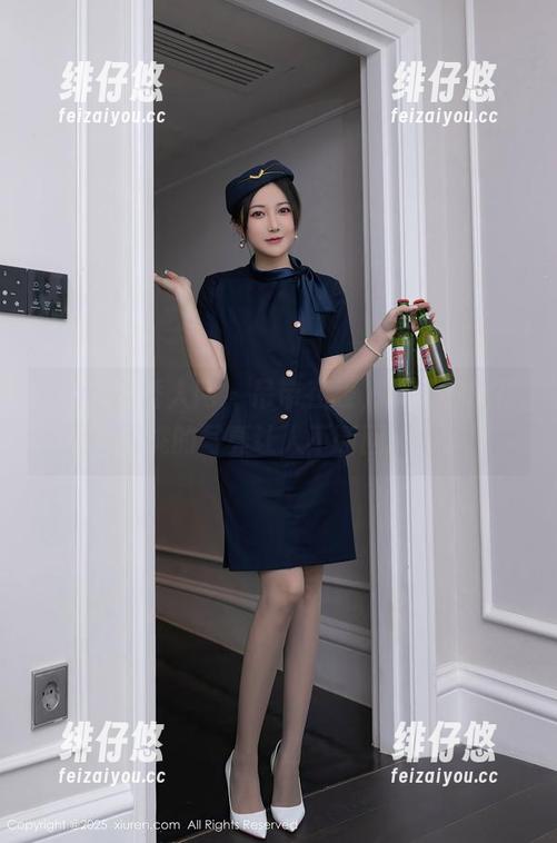 Xiuren秀人网 - 吊带在线，就缘明日花桃桃的写真让人不断回头。