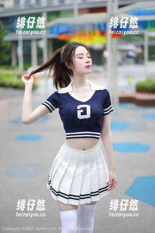 Xiuren秀人网 - 米妮大萌萌全套秋冬牛仔裤，下载后请注意保持荷尔蒙平衡！