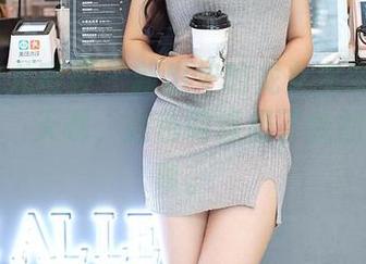 YouMi尤蜜荟 – 新出炉的龙女宝宝圣诞图集更新，天哪，这色调像极了我的点缀心事。
