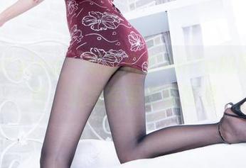 beautyleg – 懒散欣赏Anita的网袜图包，沉浸在那份氛围里