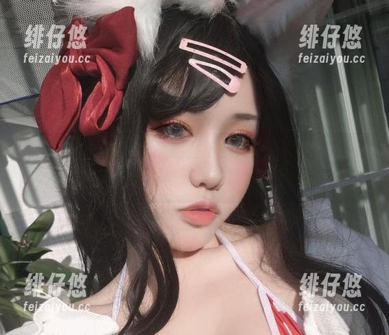 听说一笑芳香沁的美图壁纸就像蚕吞silk，层层叠叠，抚摸着发丝的转瞬即逝。