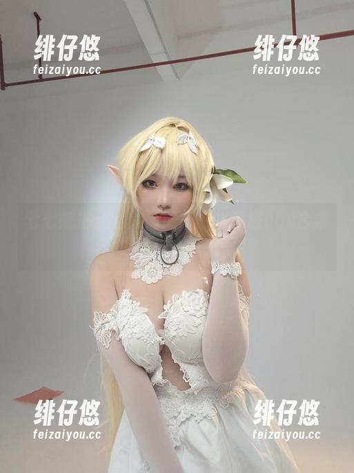 七七娜娜子潜入海域——水手服cos合集，你敢来一探究竟？