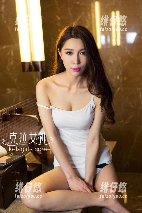 克拉女神 - 依娜丝的甜心：翻开作品集，真是个叛逆的小甜心