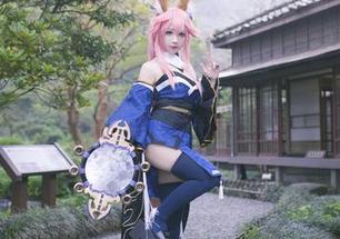 探索千寻大人的Asuna：无圣光的真实与虚幻交织