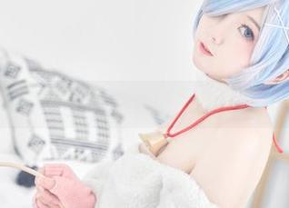 名濑弥七的甜心作品，哦，忘了提——无圣光的逆袭！