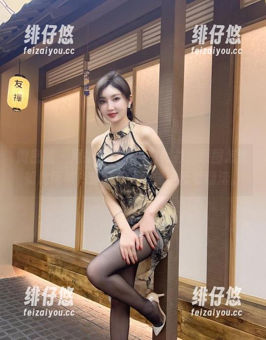 周妍希 微密圈 - 周妍希和她的白衬衫,原图怎能如此简单,却又在我脑海中反复翻滚。