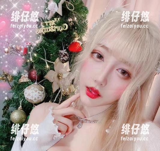 啾小妍Deer的美图，像是一场轻盈的舞蹈，壁纸要不要来个陪衬？