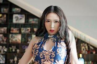 嗲囡囡 – 精品美图！流氓小巫女搭配制服，果然有她的独特魅力。