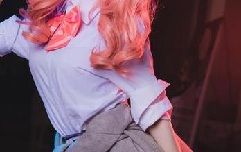 妖君白研的新作，透明得像我无心的恋爱。
