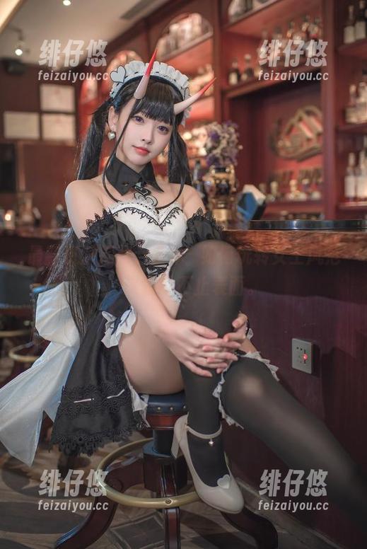 最新资源揭秘，宫本桜如何玩转女王风范，这波可不止表面。