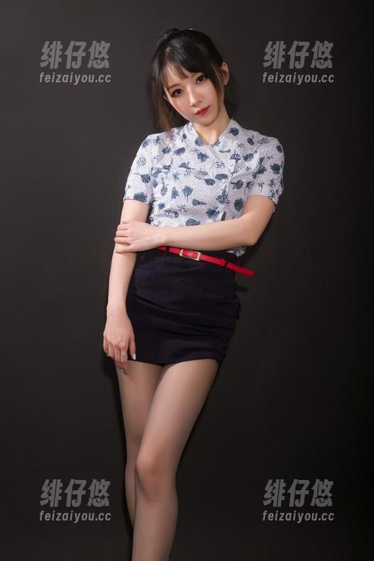 资源大冒险：小女巫露娜的圣诞装让人停不下来，太好看了吧！