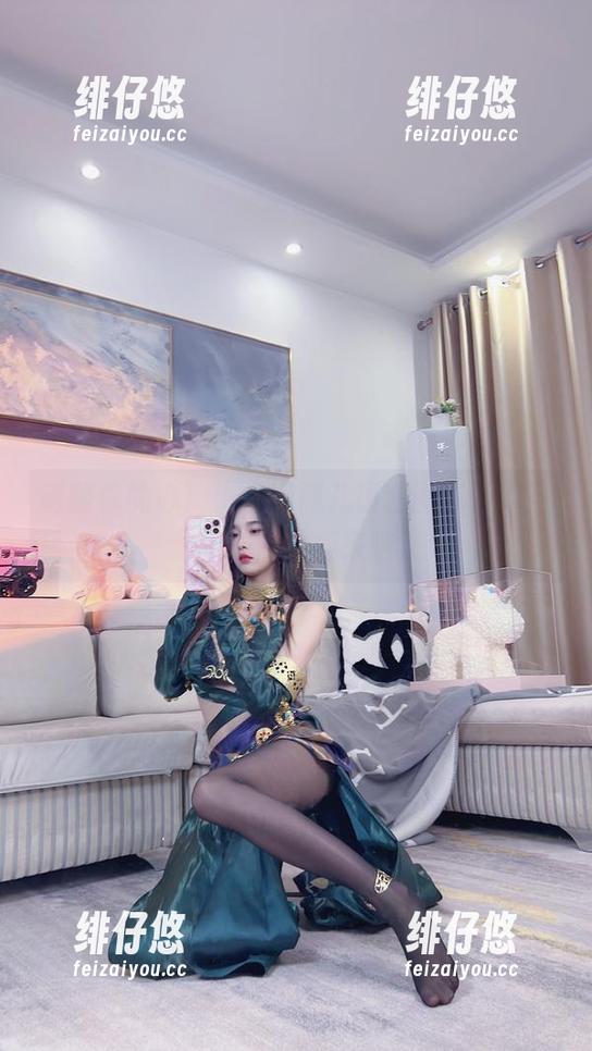 萌翻你的心！小小奶瓶儿福利图包，双马尾制服师生版来啦！