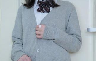 少女秩序 – 小葵的水手服图集：一阵海风扑面而来，还不止于此