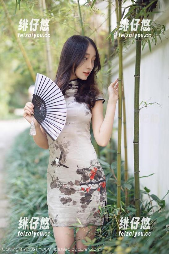 尤蜜荟 - 更新这一版，Angela小热巴的毛衣，怎么就让人这么想戳呢？