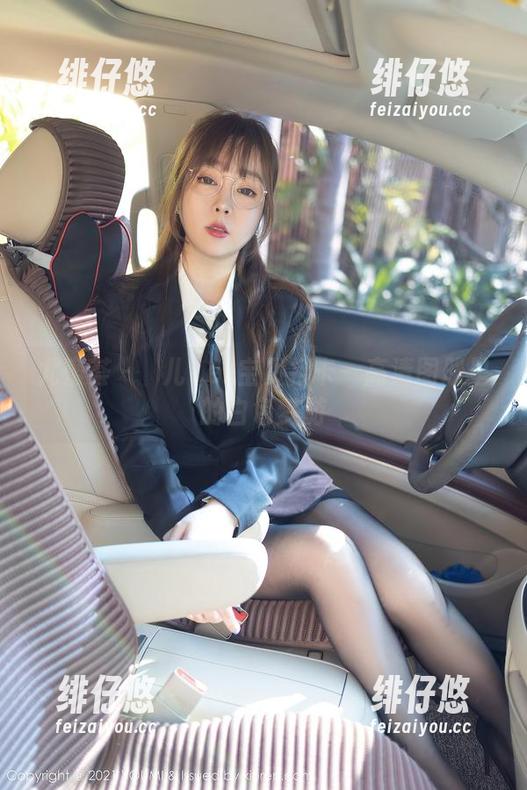尤蜜荟 - 玥儿玥er宝贝打卡—高清图册里的白色梦游