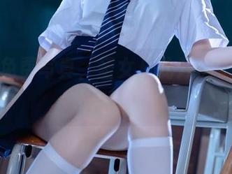 屿鱼的免费写真，圣女从此开启了一扇奇妙的门。